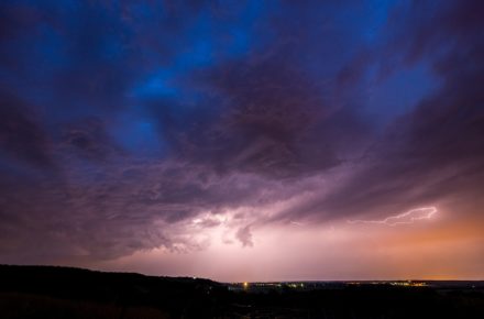 thunderstorm 1801406 1920