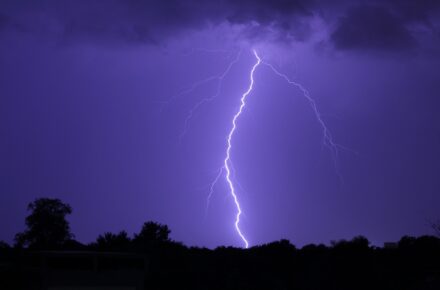lightning 3684240 1920