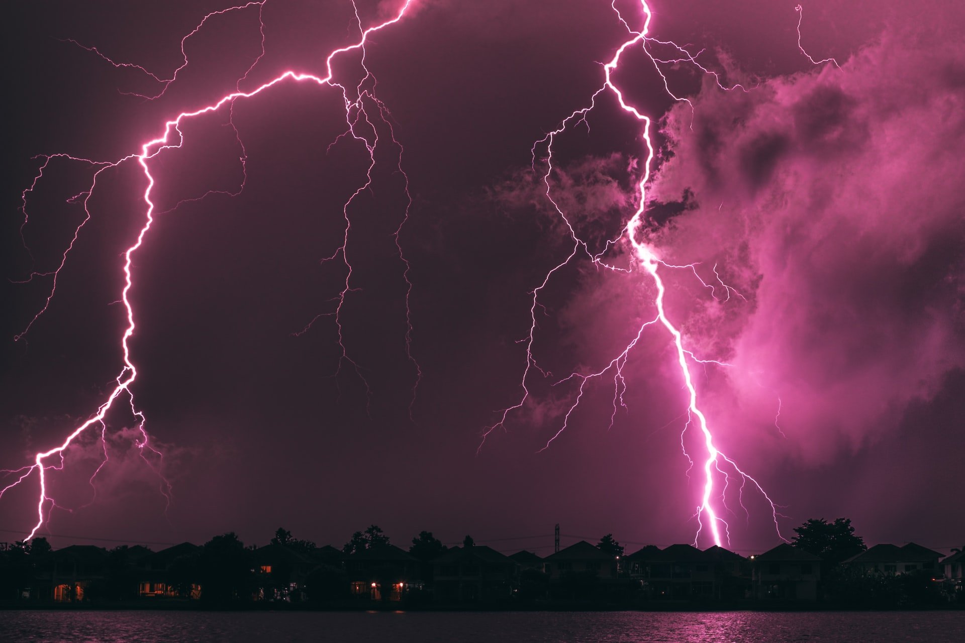 chutipon youngcharoen LG8Mt7f7lXQ unsplash