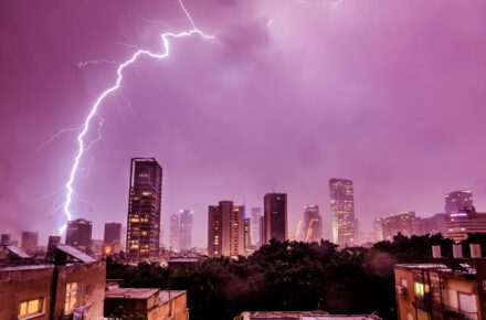 ori hirsh dE68iVhaeDE unsplash