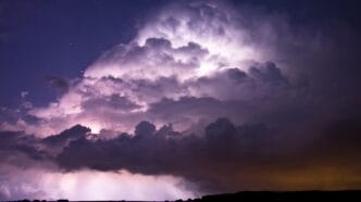 storm 3181870 1280